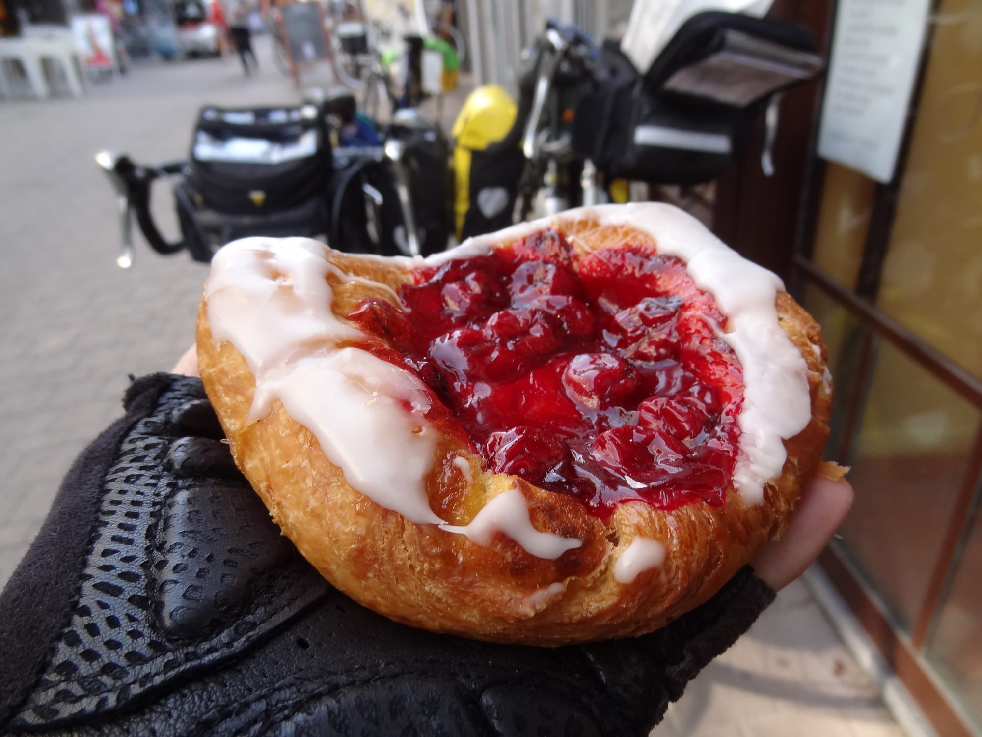 Breakfast, om nom nom.